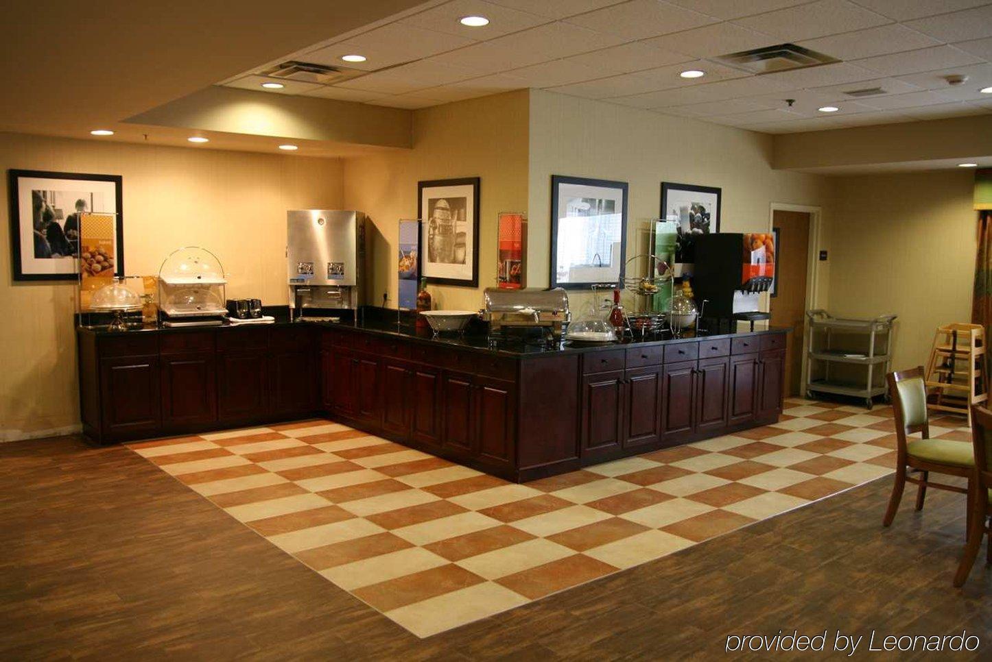 Holiday Inn Express - New Albany Restoran gambar